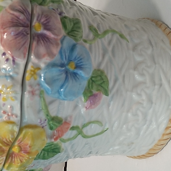 GKA BRAND Flower floral Basket Cookie Jar Ceramic - Picture 3 of 12